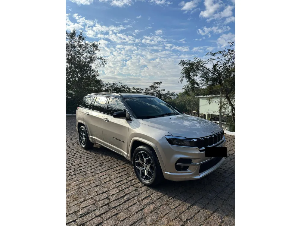 Jeep Commander