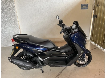 YAMAHA NMAX