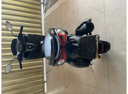 YAMAHA NMAX