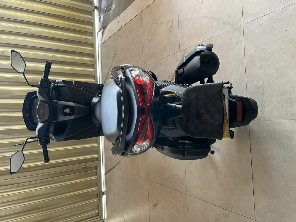 YAMAHA NMAX