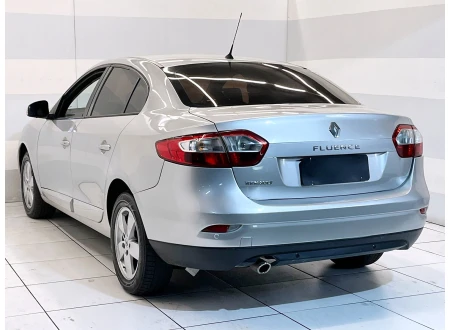 Renault FLUENCE