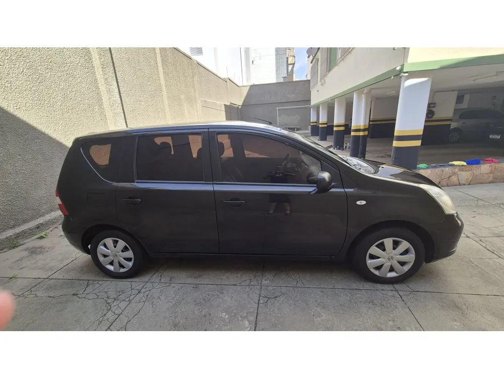 Nissan LIVINA