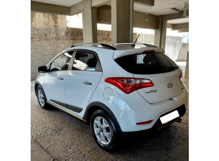 Hyundai HB20X