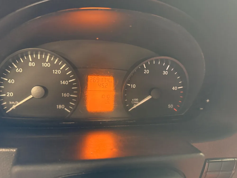 Mercedes-Benz Sprinter