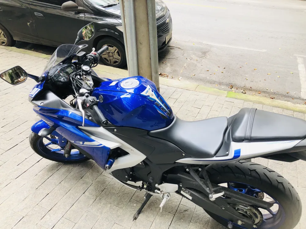 YAMAHA YZF