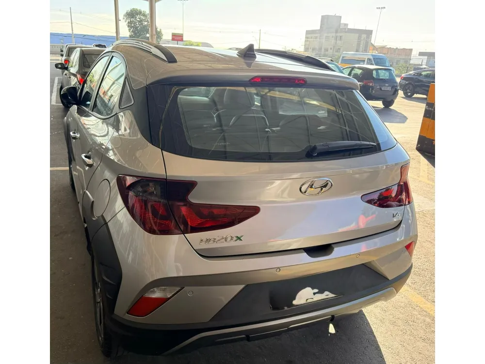 Hyundai HB20X