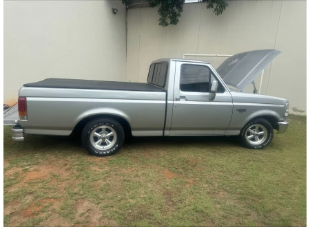 Ford F-1000