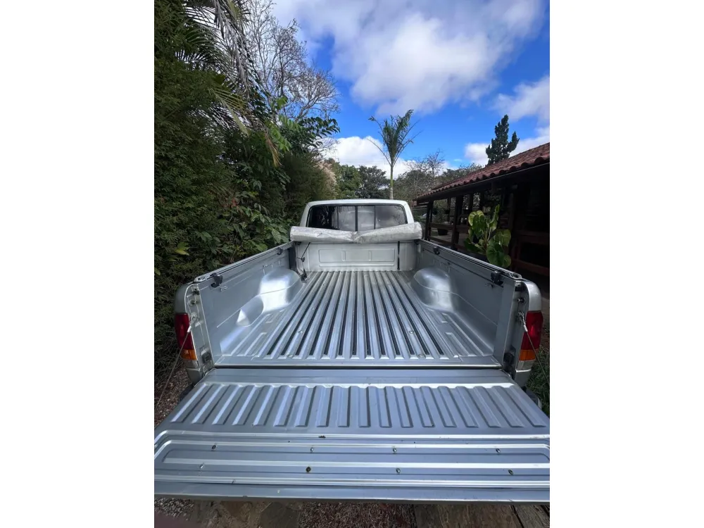Ford F-1000