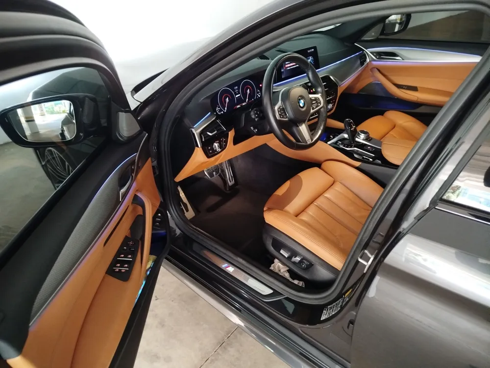 BMW 530e
