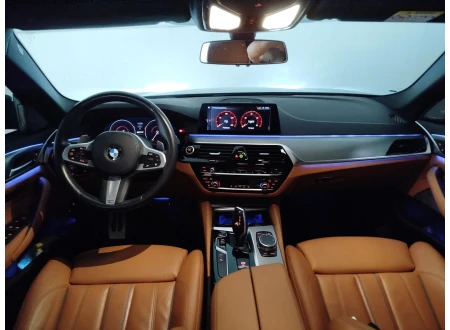 BMW 530e