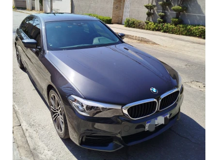 BMW 530e