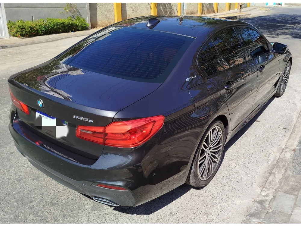 BMW 530e