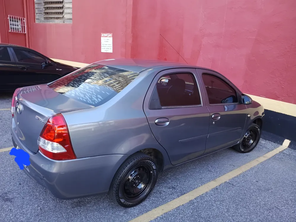 Toyota ETIOS