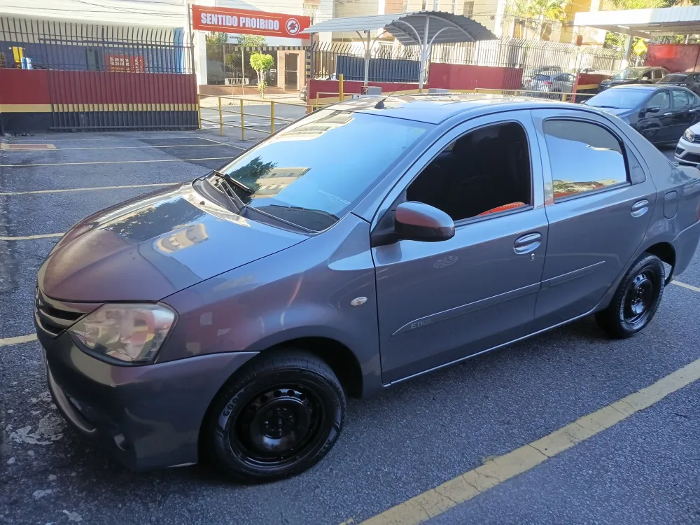 Toyota ETIOS