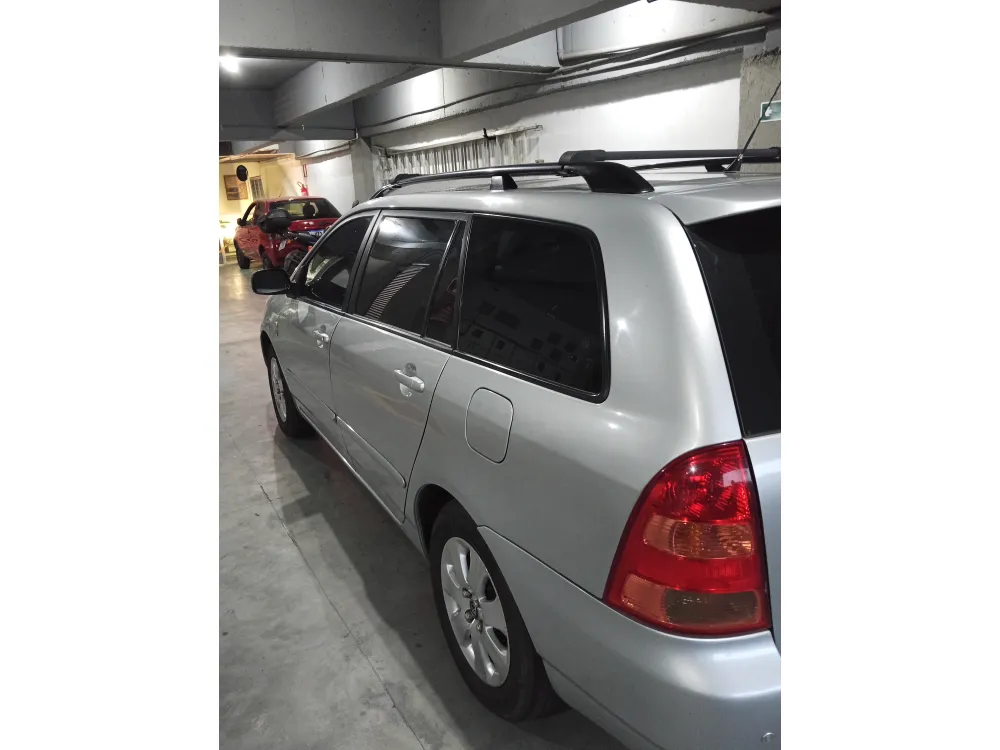 Toyota Fielder 1.8 16v Gasolina 4p Aut.