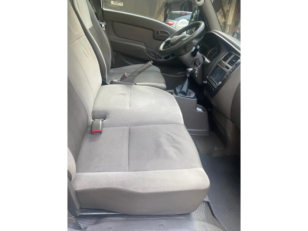 Hyundai HR