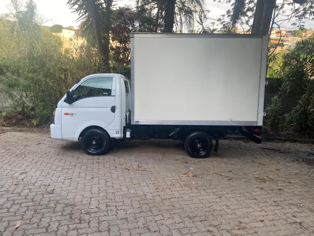 Hyundai HR
