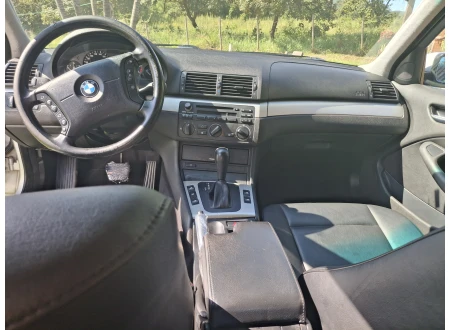 BMW 320i