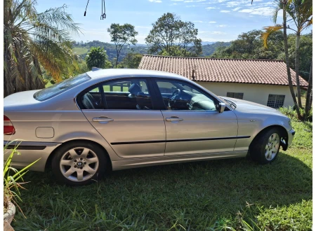 BMW 320i
