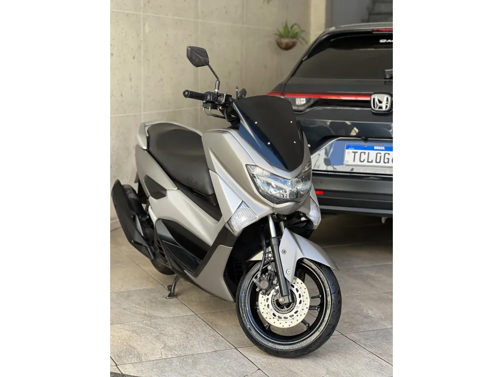 YAMAHA NMAX