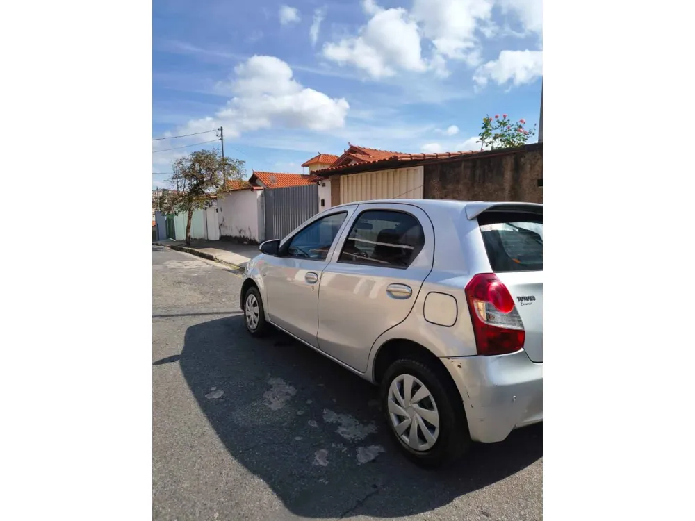 Toyota ETIOS