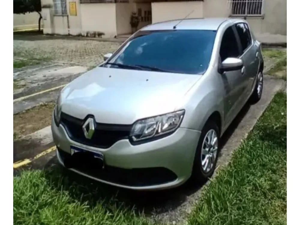 Renault SANDERO