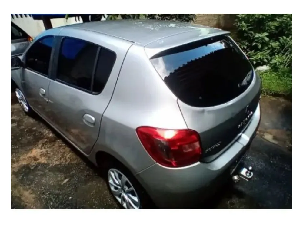 Renault SANDERO