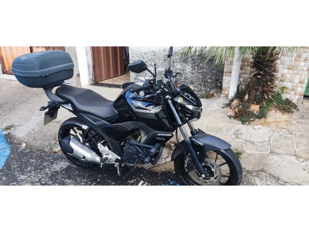 YAMAHA FZ15