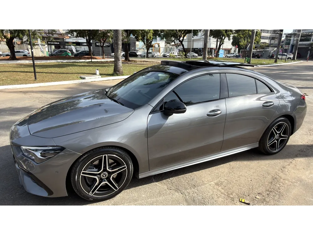 Mercedes-Benz CLA-200