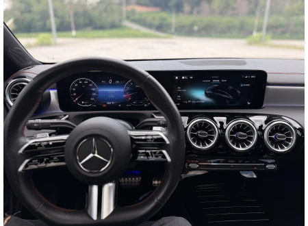 Mercedes-Benz CLA-200
