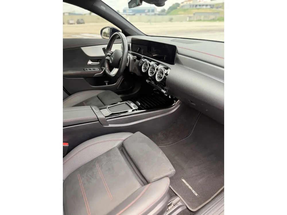 Mercedes-Benz CLA-200