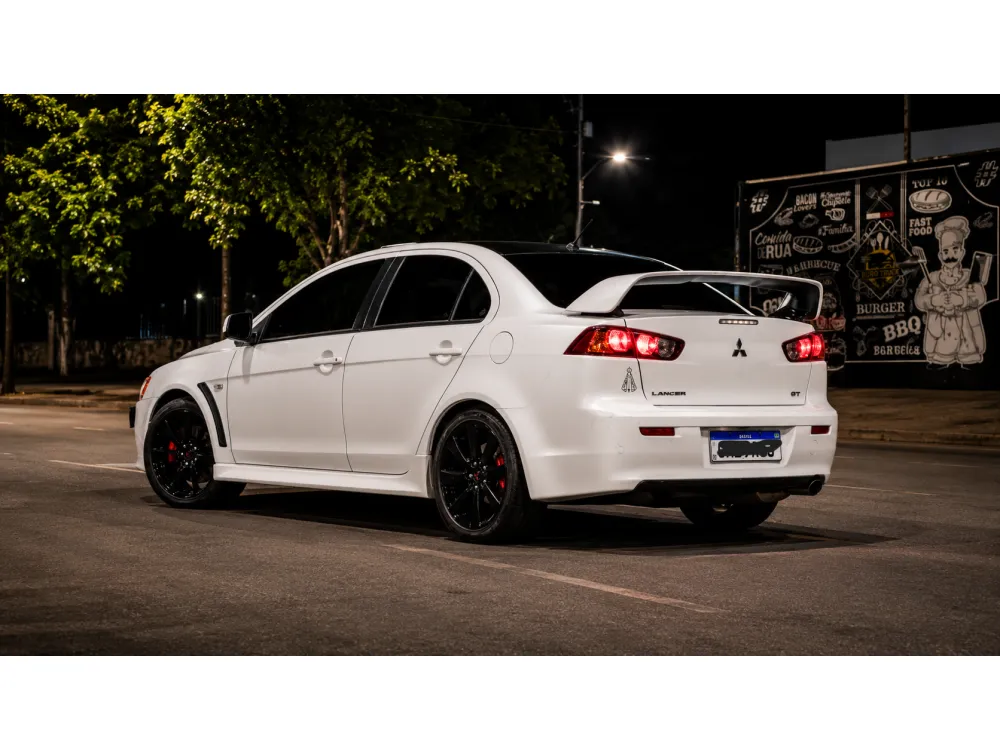 Mitsubishi Lancer