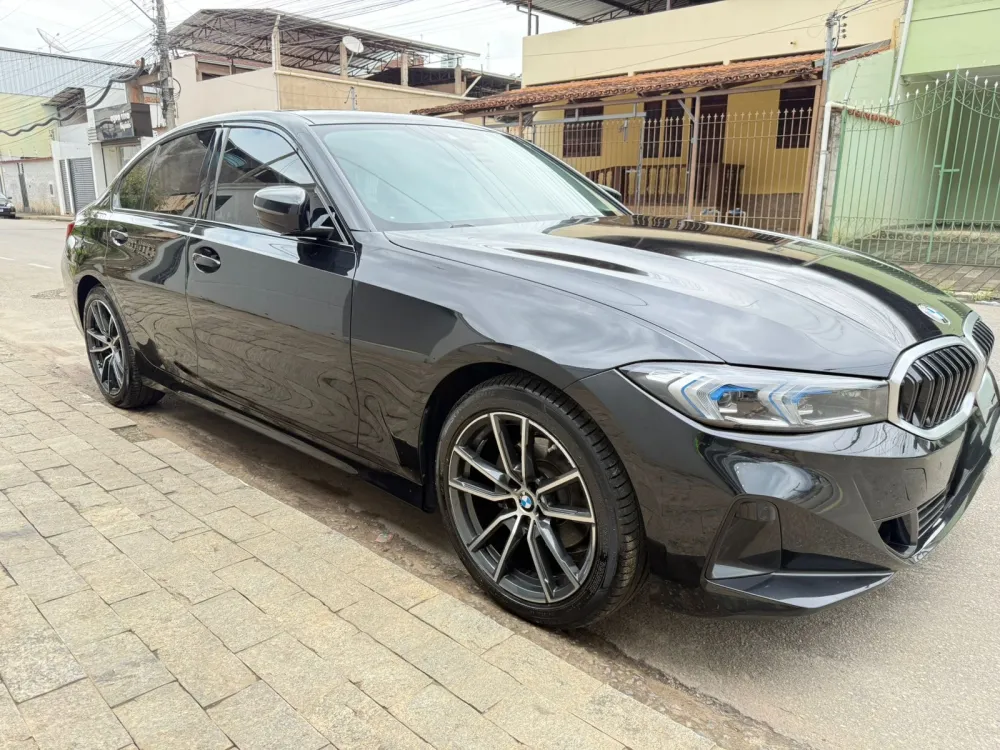 BMW 320i
