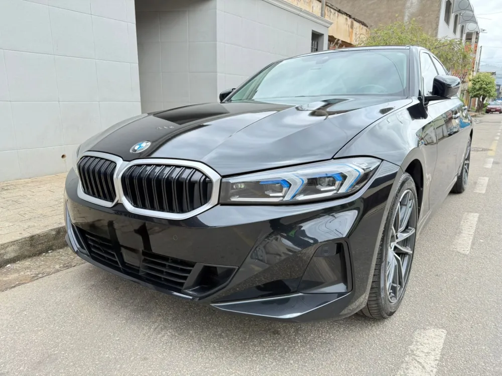 BMW 320i