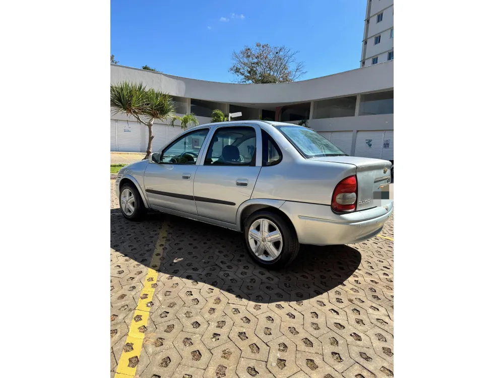 Chevrolet Classic Life