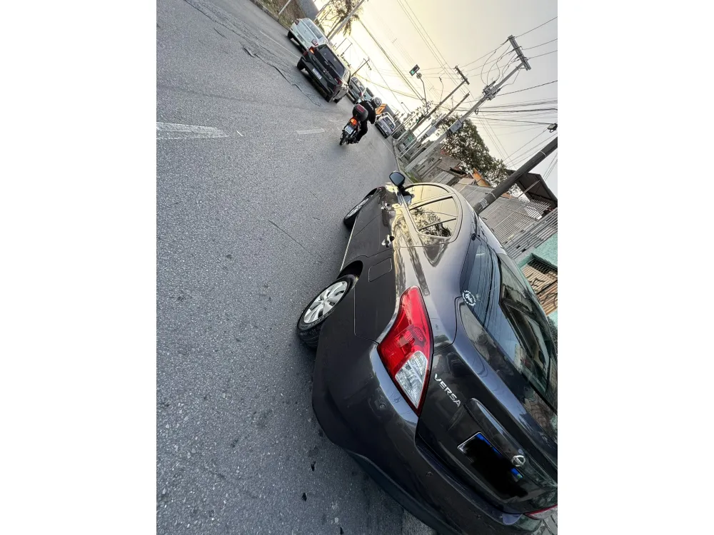 Nissan VERSA