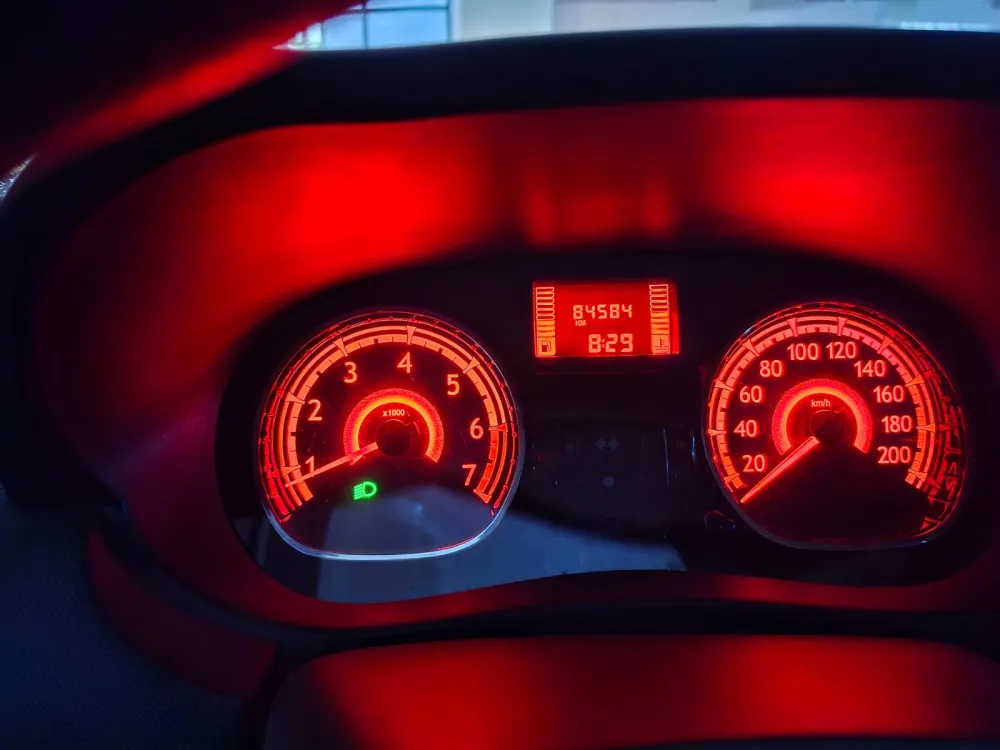 Renault SANDERO
