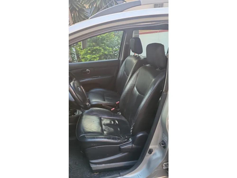 Nissan LIVINA