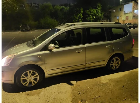 Nissan LIVINA