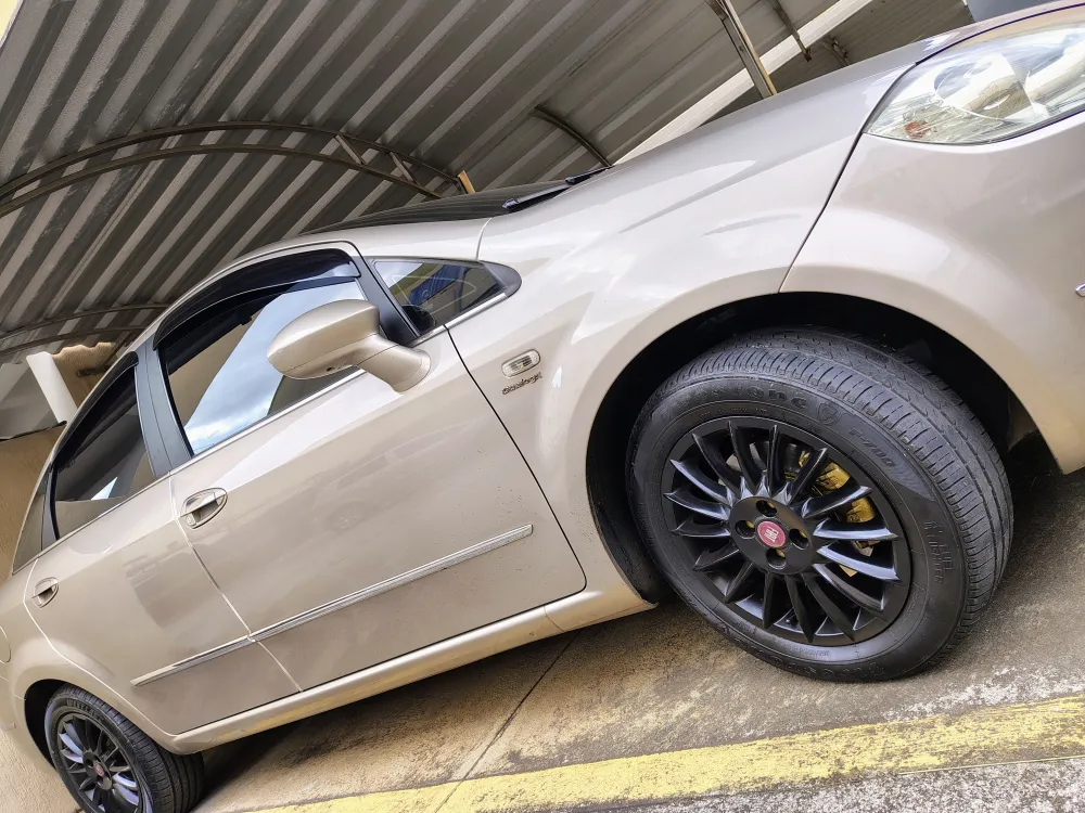 Fiat LINEA