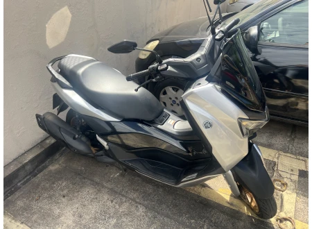 YAMAHA NMAX