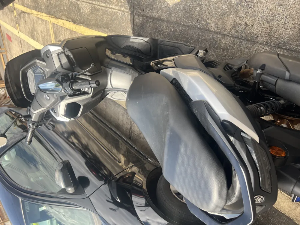 YAMAHA NMAX