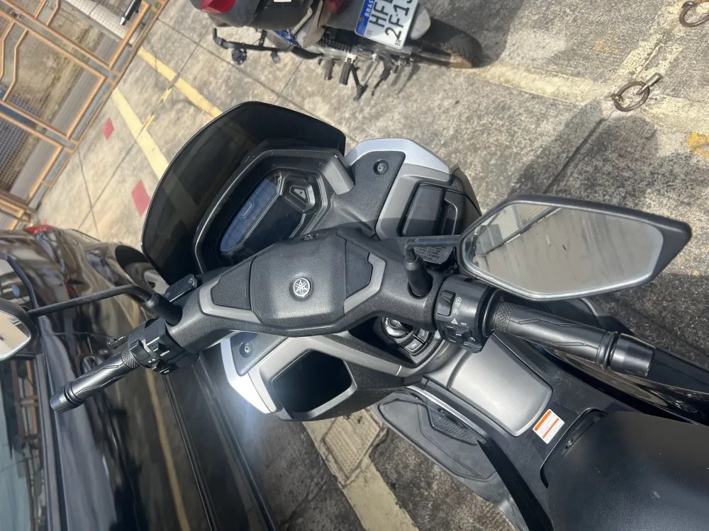YAMAHA NMAX