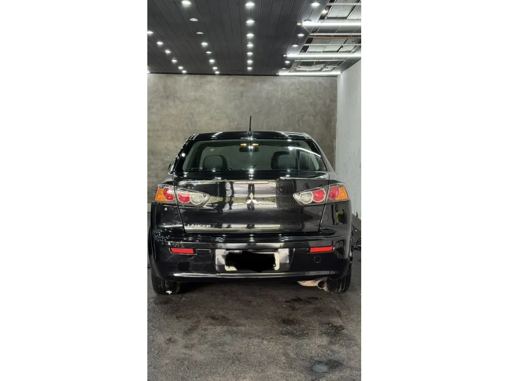 Mitsubishi Lancer